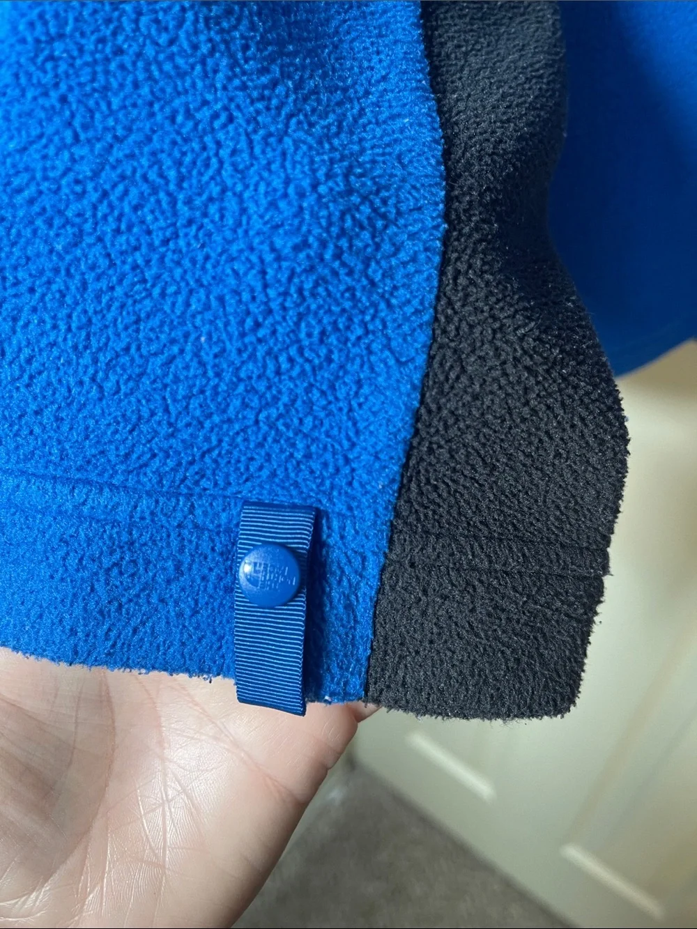 The North Face Men's Royal Blue Fleece Jacket with Black Elbow Panels